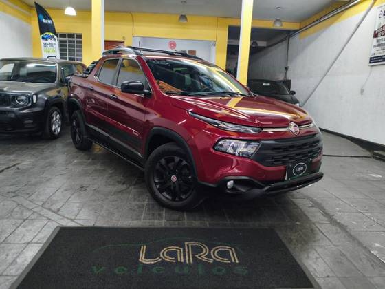 FIAT TORO 1.8 16V EVO FLEX FREEDOM AT6 FIAT TORO 1.8 16V EVO FLEX FREEDOM AT6
